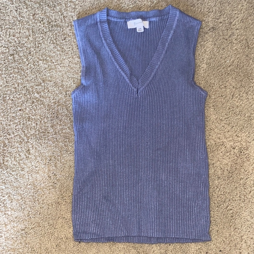 S/M Sweater Vest